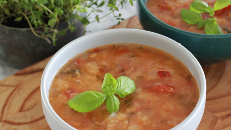 Italiensk tomatsuppe