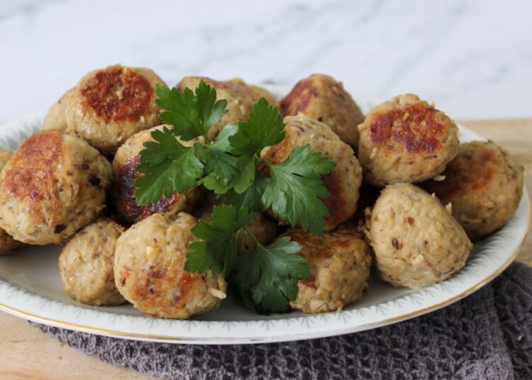 kyllingefrikadeller