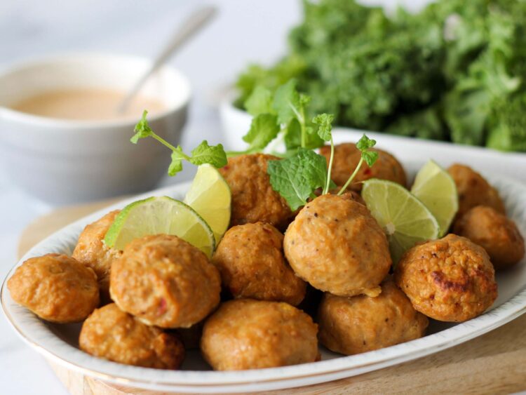 kyllingefrikadeller
