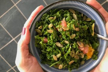 grønkålssalat med avocado og citrus