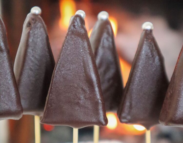 Julekonfekt med nougat og marcipan